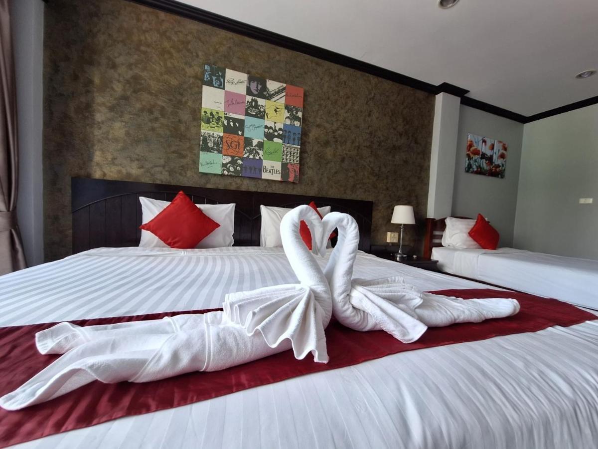 Sea Boss Homestay Kata Beach  Esterno foto