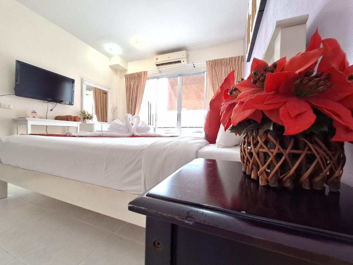 Sea Boss Homestay Kata Beach  Esterno foto
